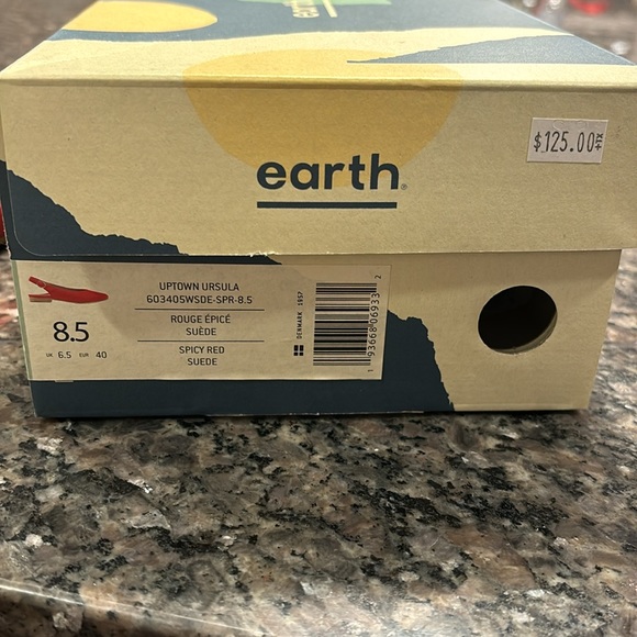 New Earth shoes - Picture 7 of 7